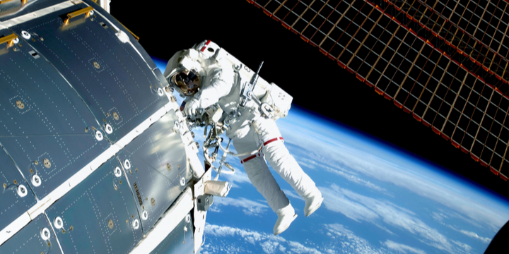 Space mission: health in zero gravity