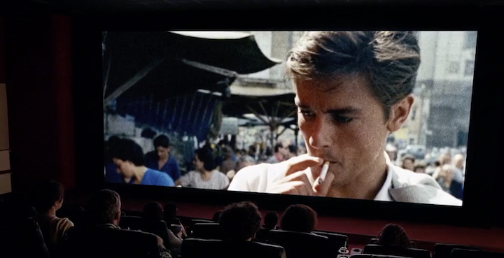 Cigarettes in the cinema are dangerous: we explain why