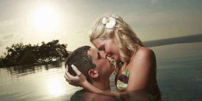 Making love in the water: a good idea?